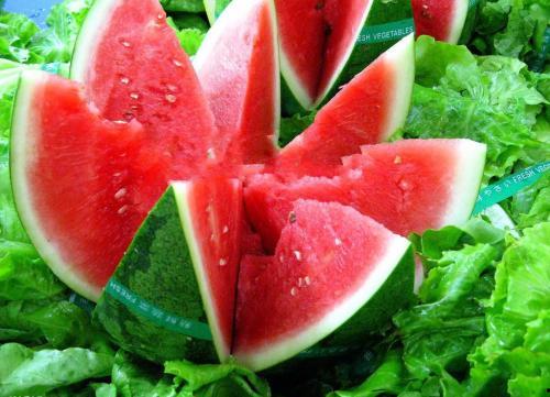 吃瓜是什么意思网络语,吃瓜背后的文化内涵与社交现象